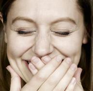 Naer ja inimese iseloom: isiklike saladuste paljastamine Kui inimene ei naera