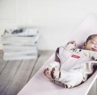 Cách chọn ghế tắm nắng cho trẻ sơ sinh: các loại ghế tắm nắng, ưu nhược điểm của chúng