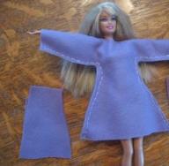 Kuidas oma kätega Barbie ja Monster High nukkudele riideid õmmelda: mustrid, diagrammid, fotod