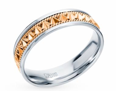 Nhẫn cưới được đeo ở các quốc gia khác nhau như thế nào: đặc điểm và truyền thống Cô gái đeo nhẫn cưới ở tay nào?